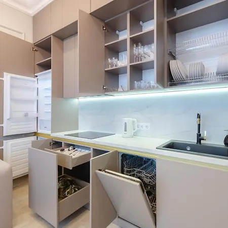 Apartment Petrovdom Luxury 11-240 With Jacuzzi In Rc Pechersk Plaza Kiew